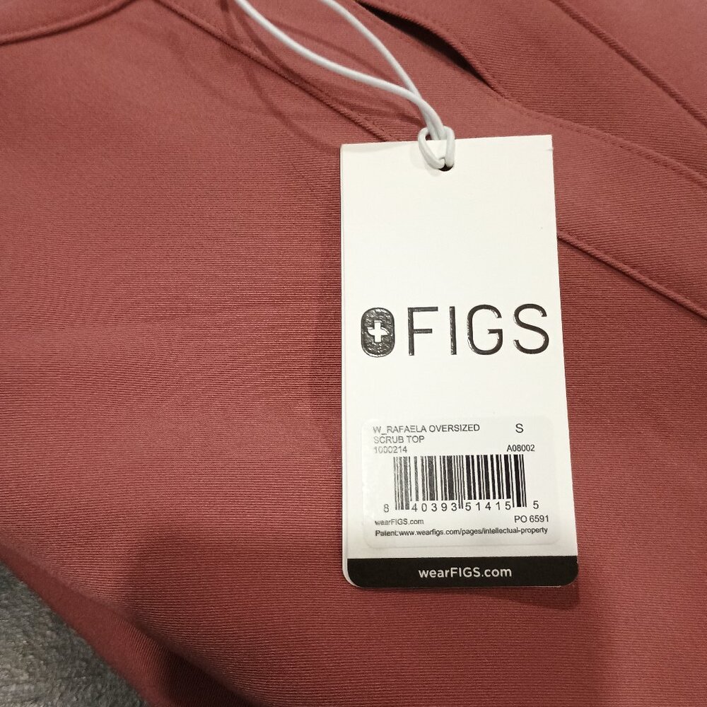 Brand new, never worn figs Rafaela top